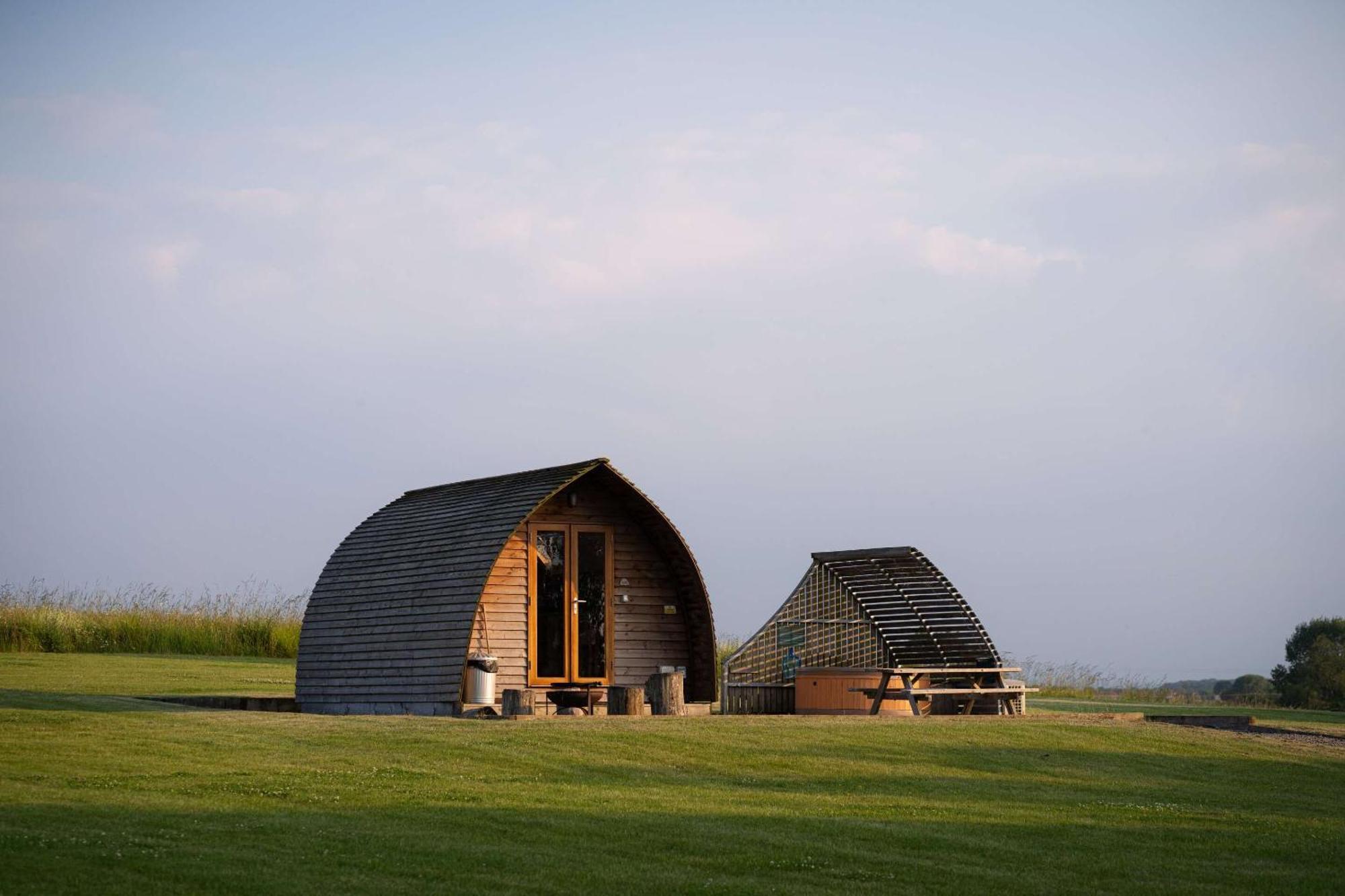 Sedgewell Barn By Wigwam Holidays Northallerton Room photo