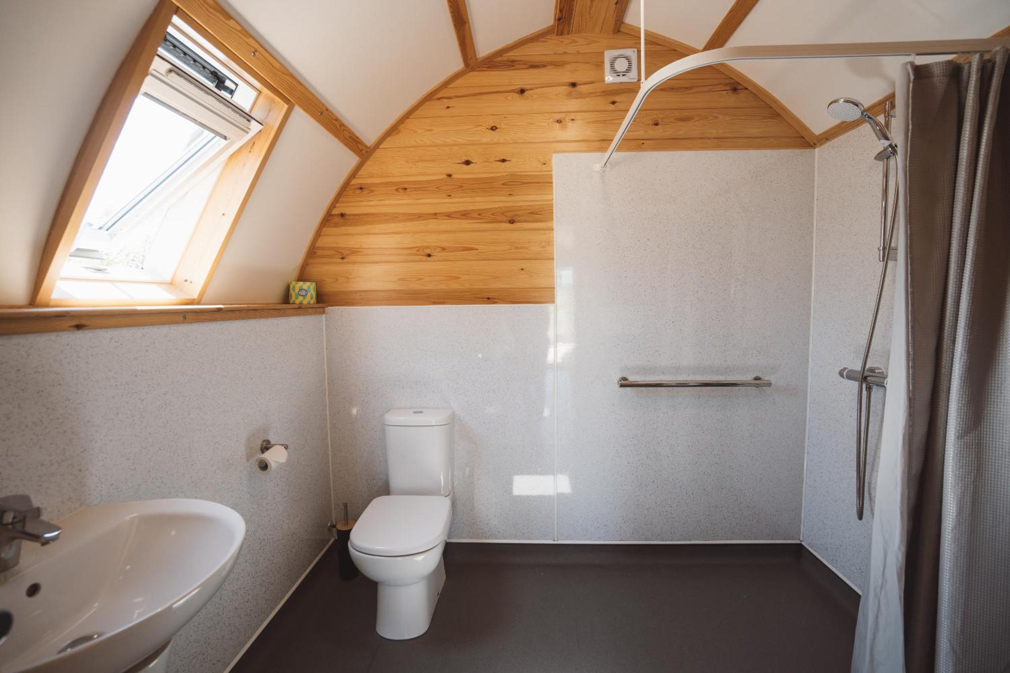 Sedgewell Barn By Wigwam Holidays Northallerton Room photo